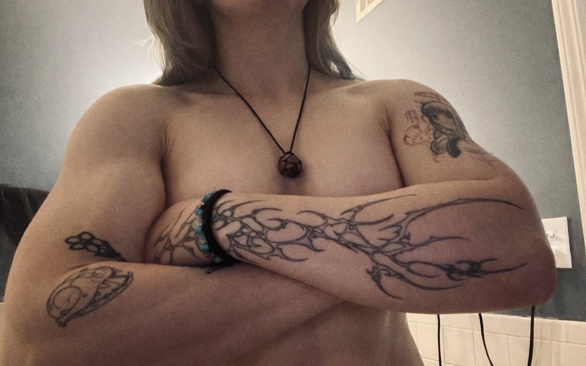 blvefvr's tweet image. Back from my jog #butch