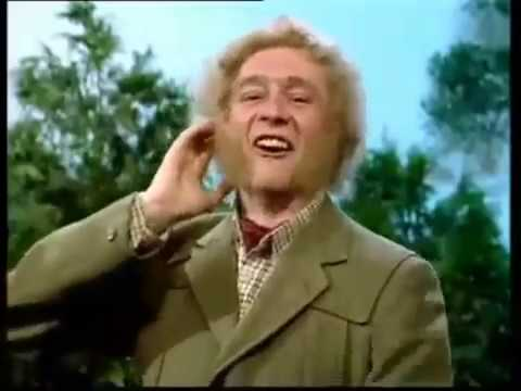 Invalid Handle tweet media