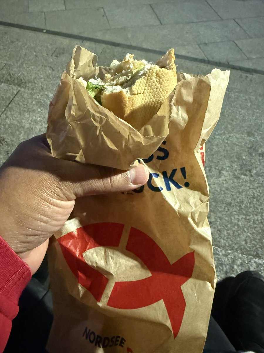 promemecillo tweet media