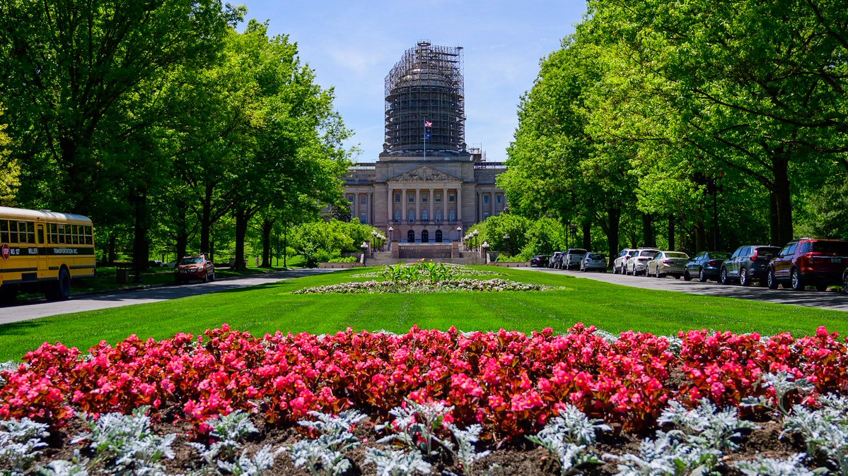 Kentucky Legislative Research Commission tweet media