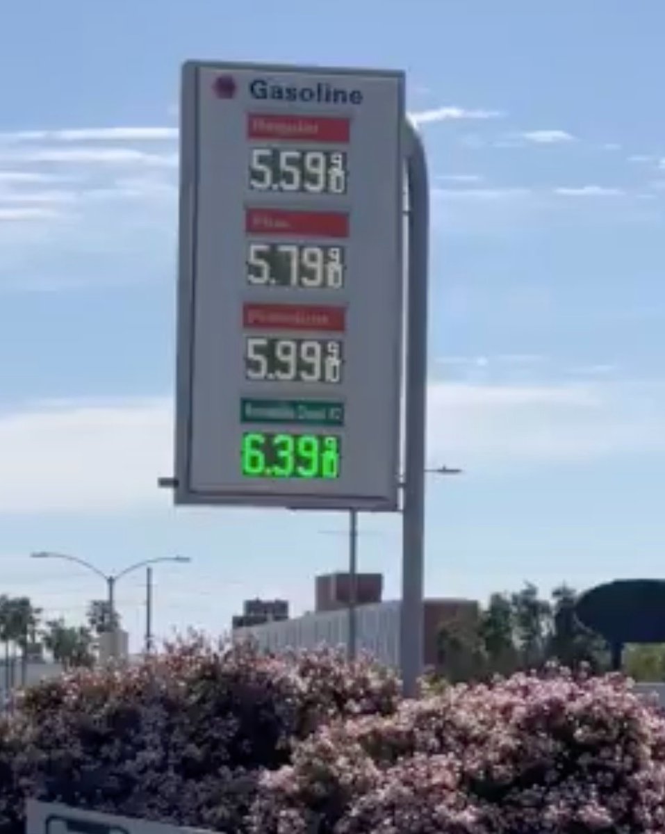 Headquarters tweet media