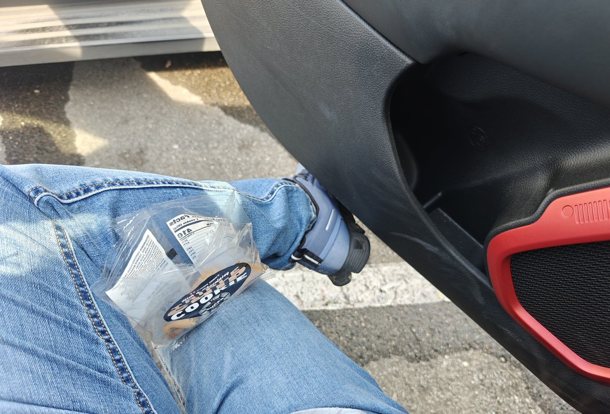 Moonah 🫧 tweet media