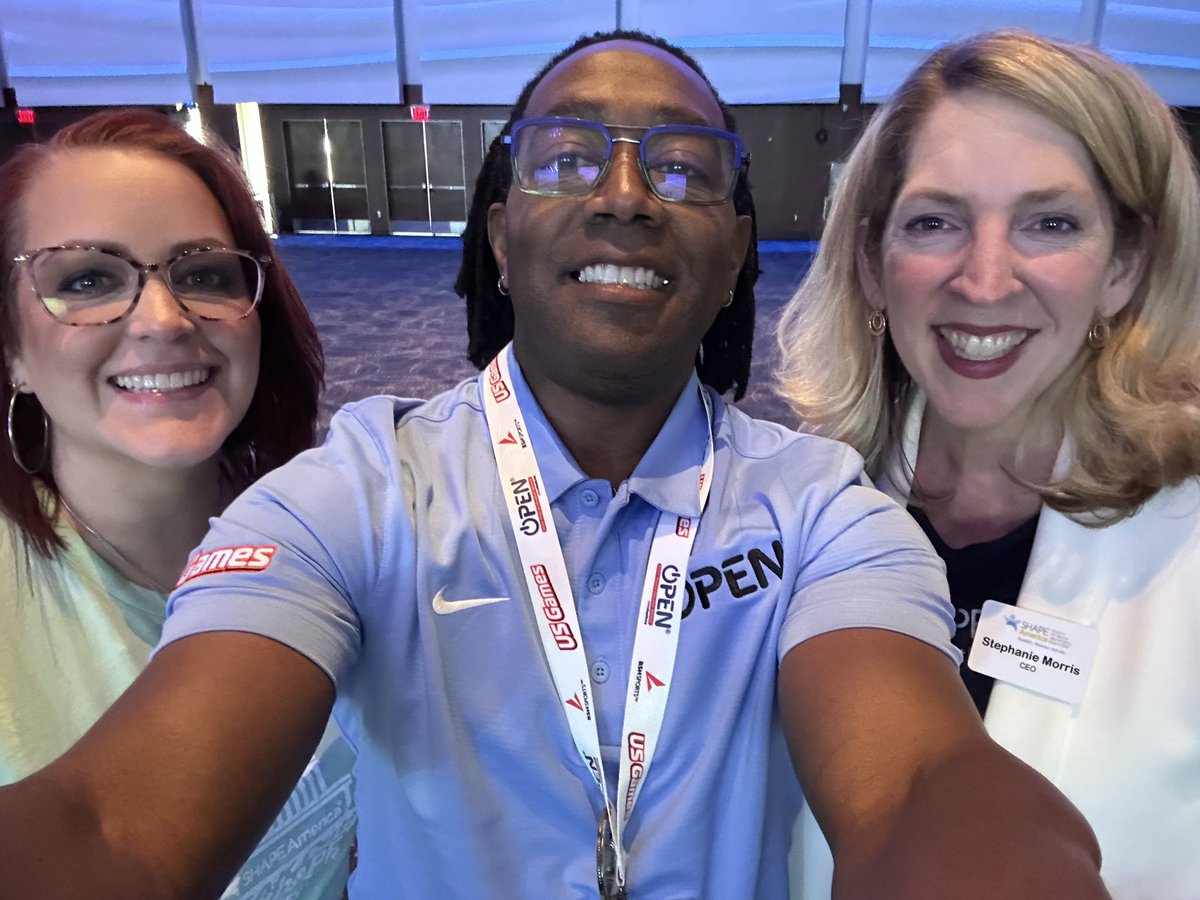 chris walker tweet media