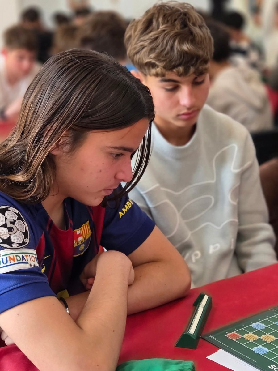 Scrabble Escolar tweet media