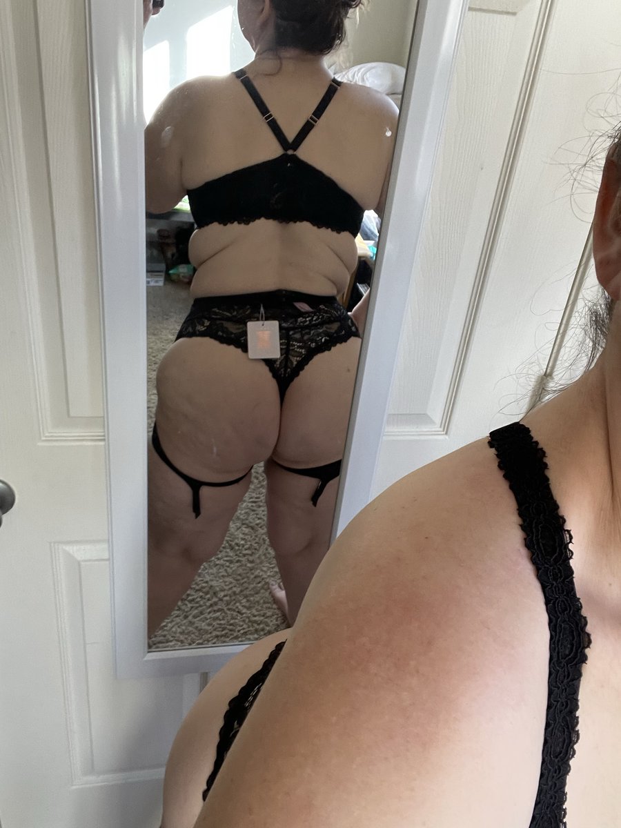 DirrtyKandy tweet media