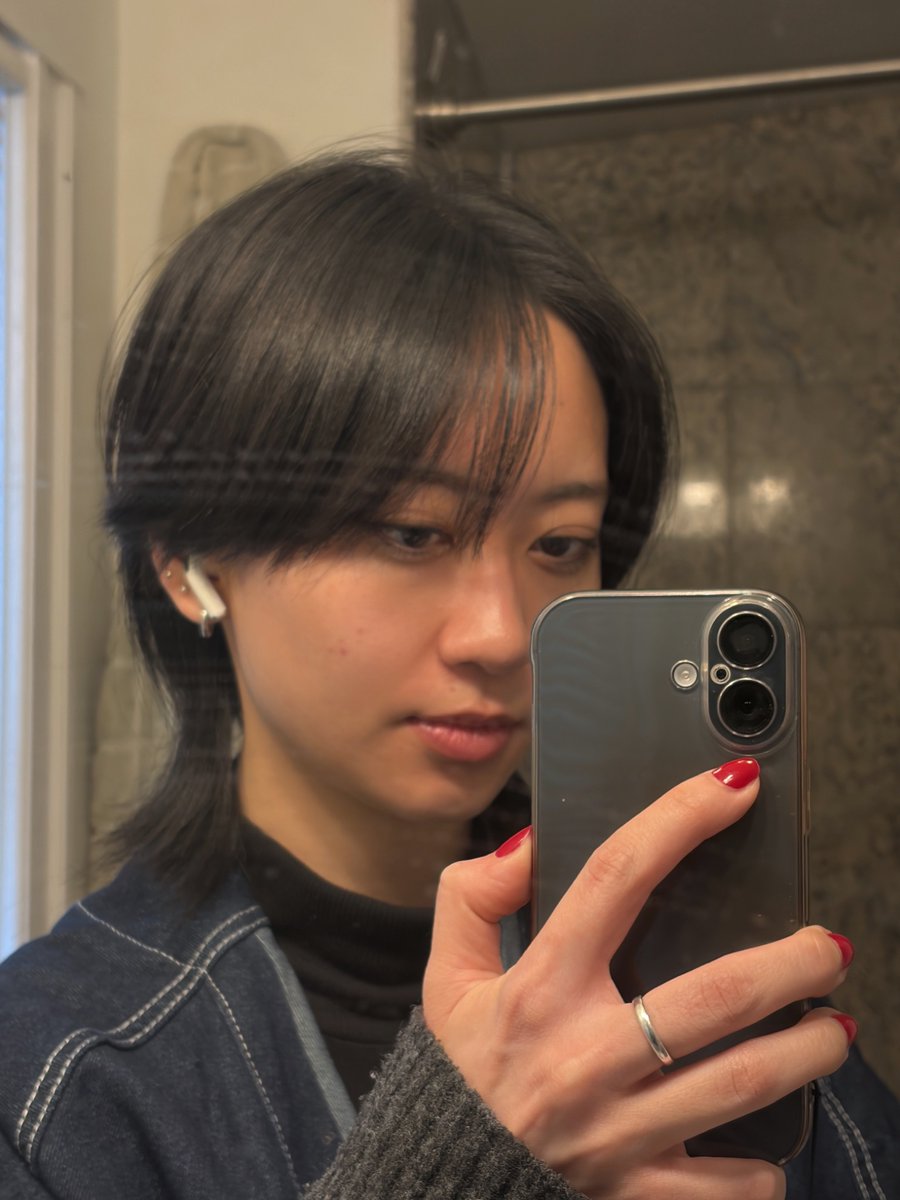 the rat tail has been obliterated