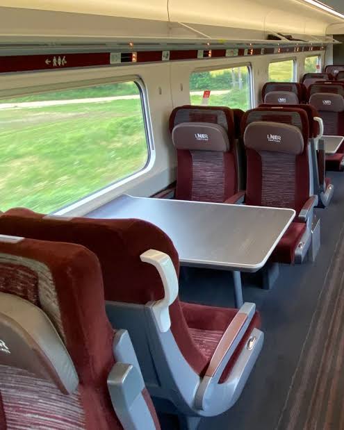 El último apague la luz tweet media