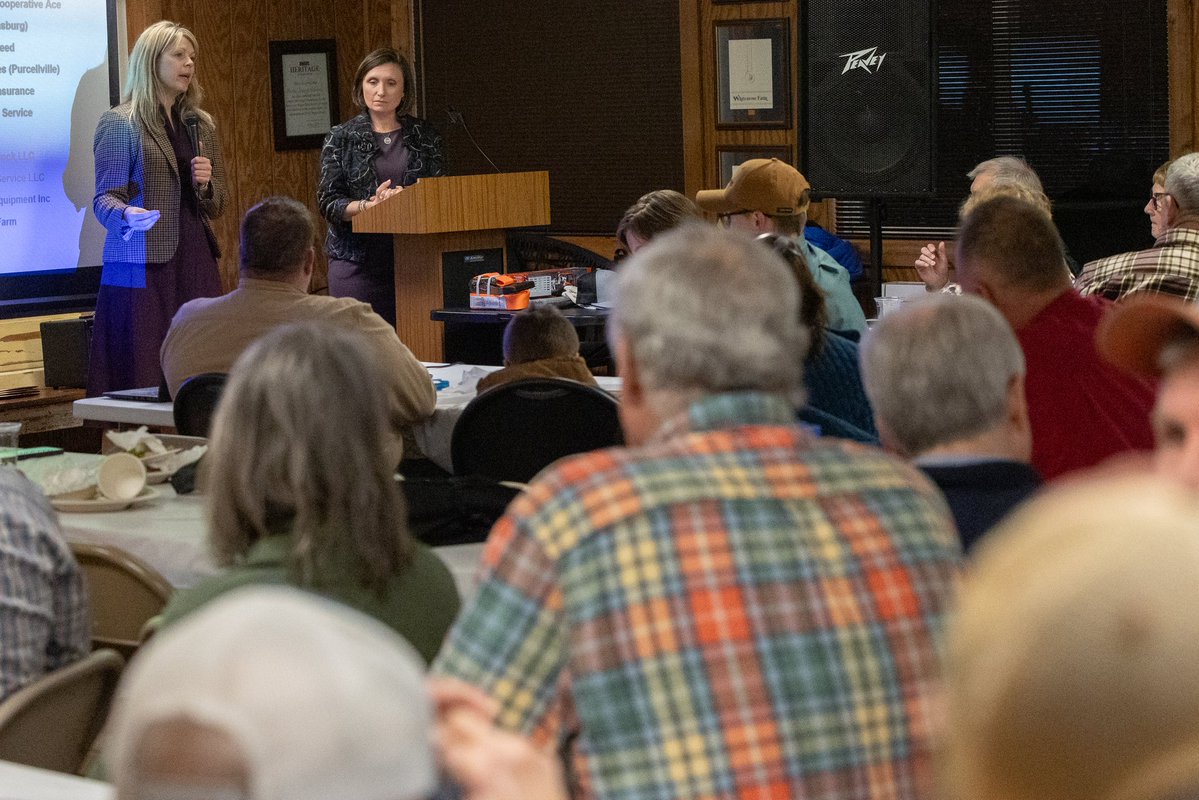 Russet Perry tweet media