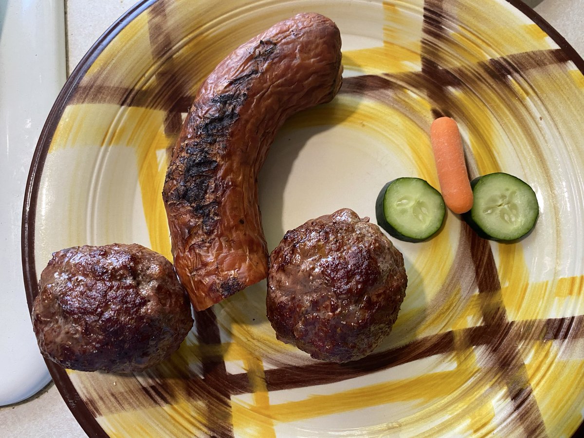 V224info tweet media