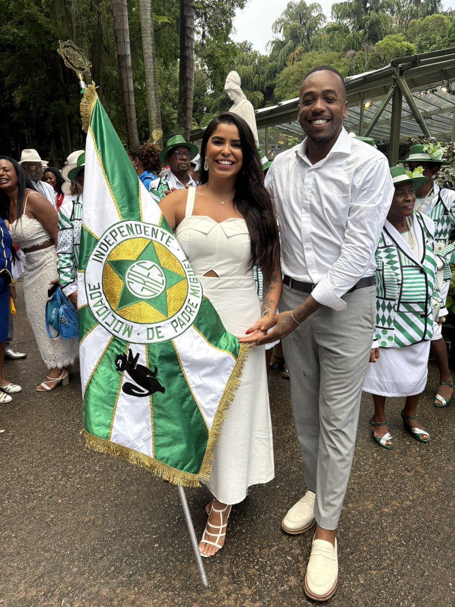 Mocidade Independente tweet media