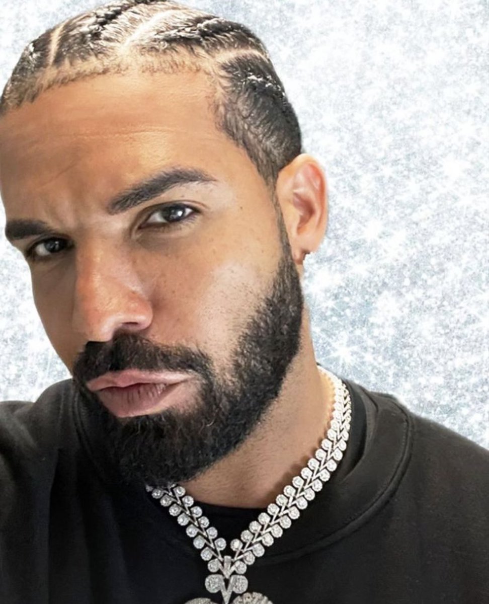 Rap's tweet image. Drake has officially surpassed 4 BILLION Spotify streams in 2026‼️🦉

He is currently on track for his biggest year EVER on the platform🔥