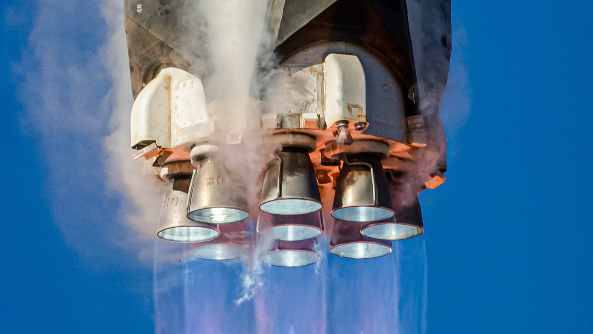 Booster 10 tweet media