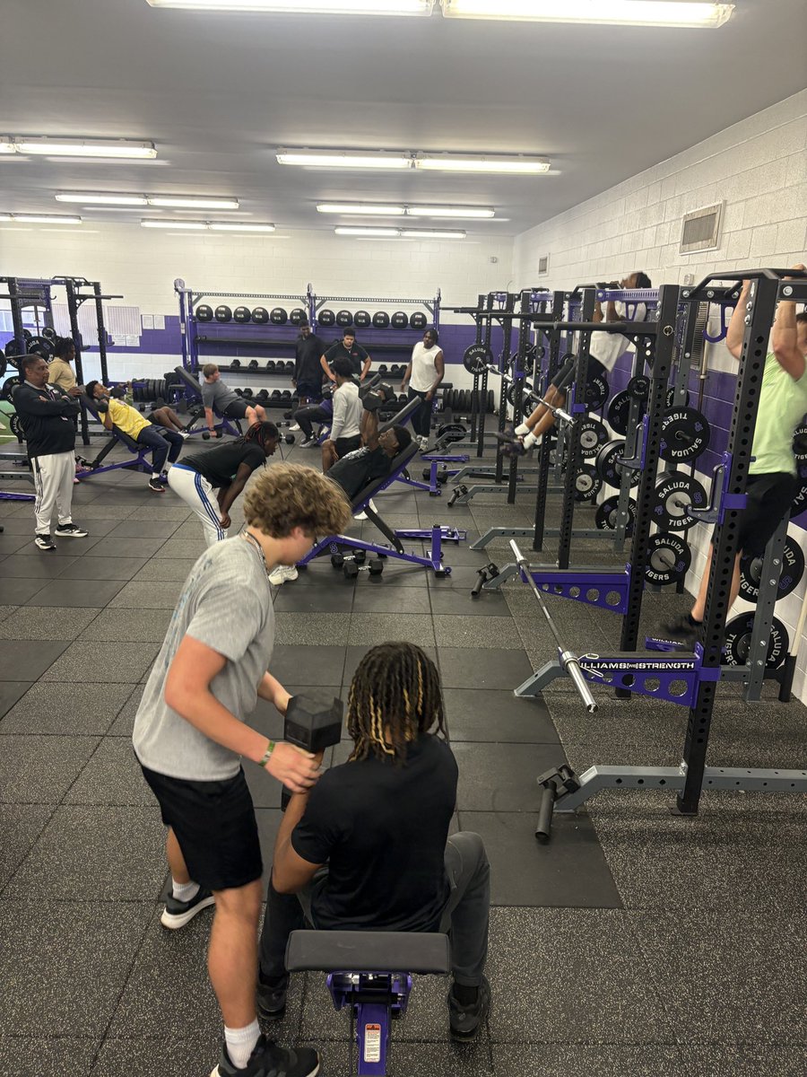 Coach Thomas Coleman TANK tweet media