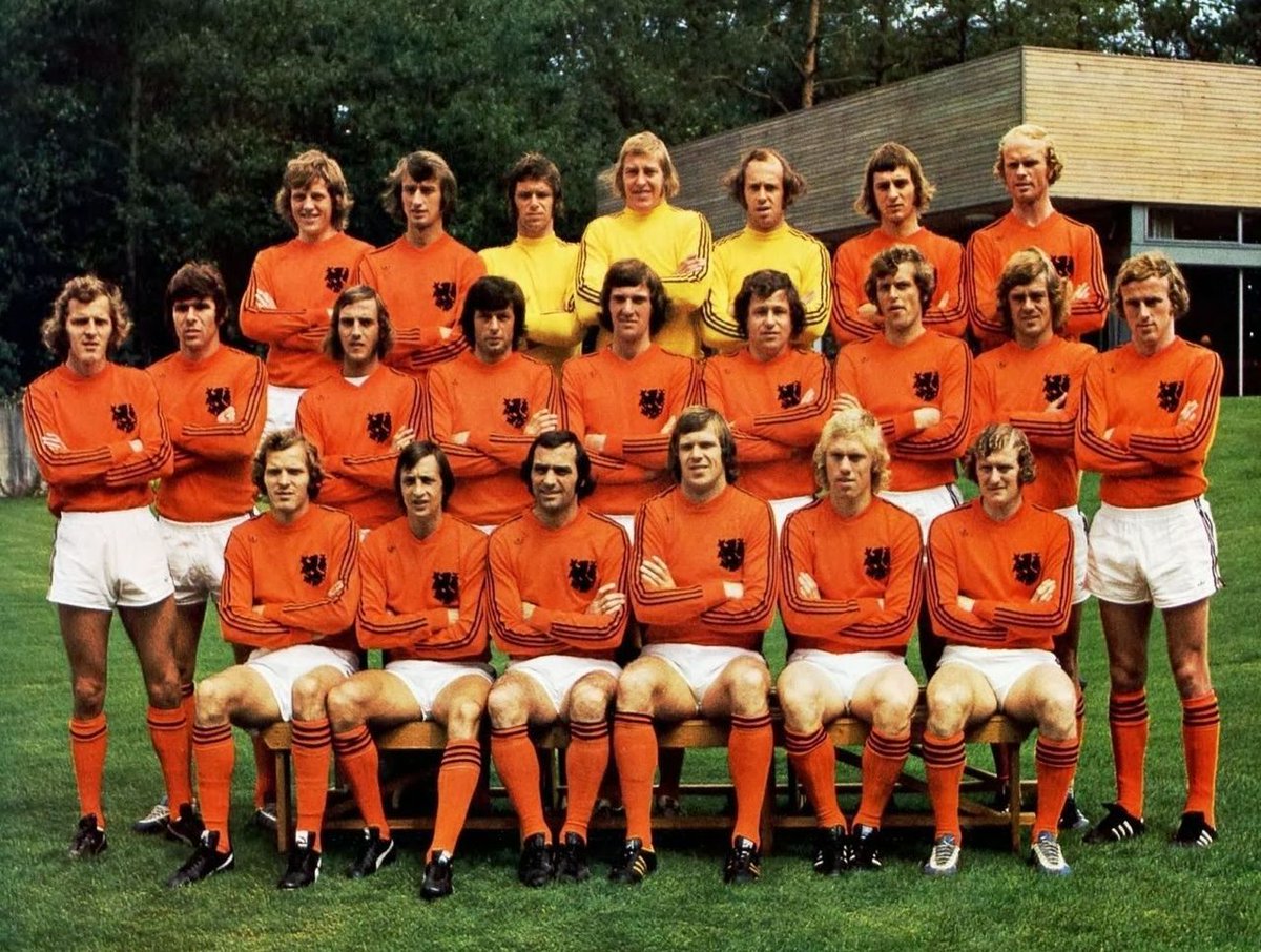 FootballRetroPlus tweet media