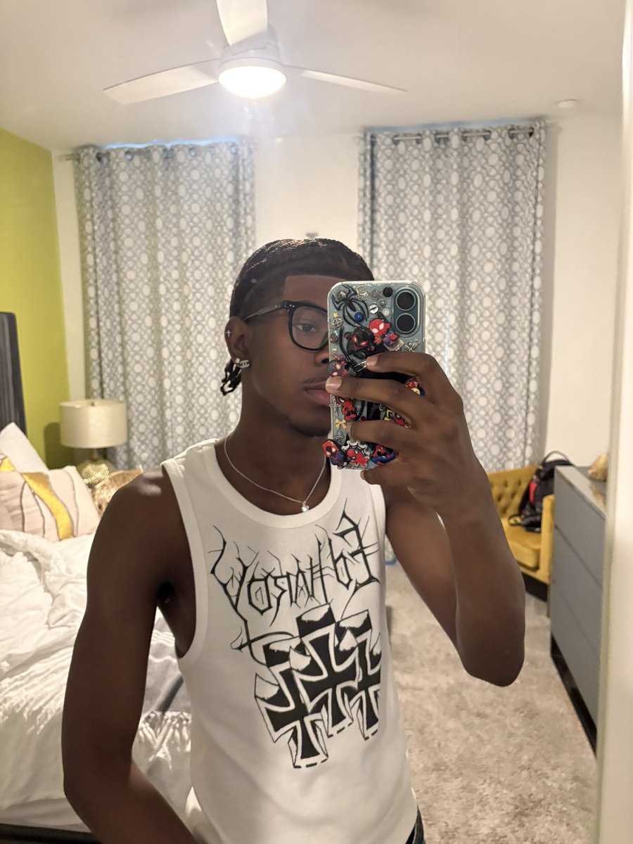 iamjeezyj's tweet photo. XXX https://t.co/W7y5Q4hbIo