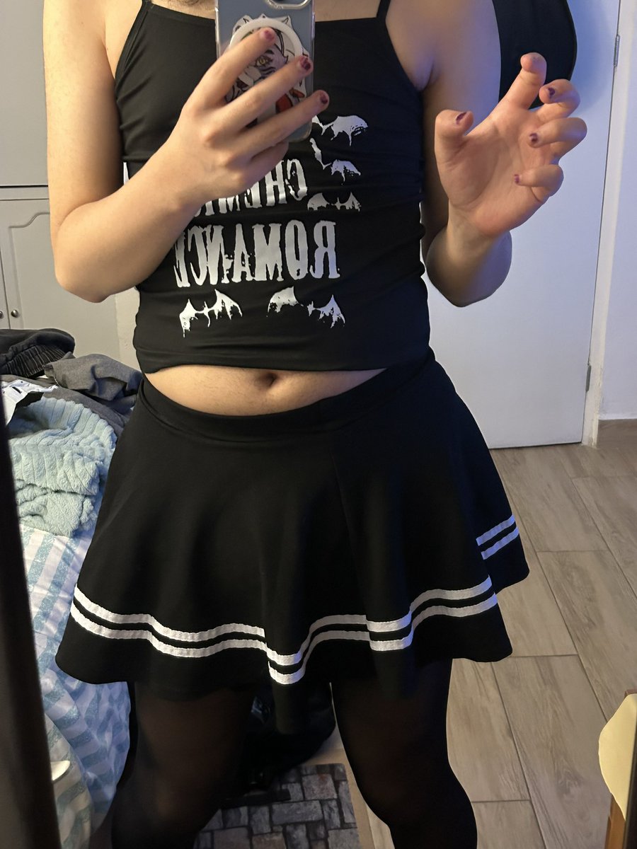 GALVANIAN WEREWOLF 🏳️🌈🇲🇽💜🩷🤍🩵🤍🩷💜 tweet media