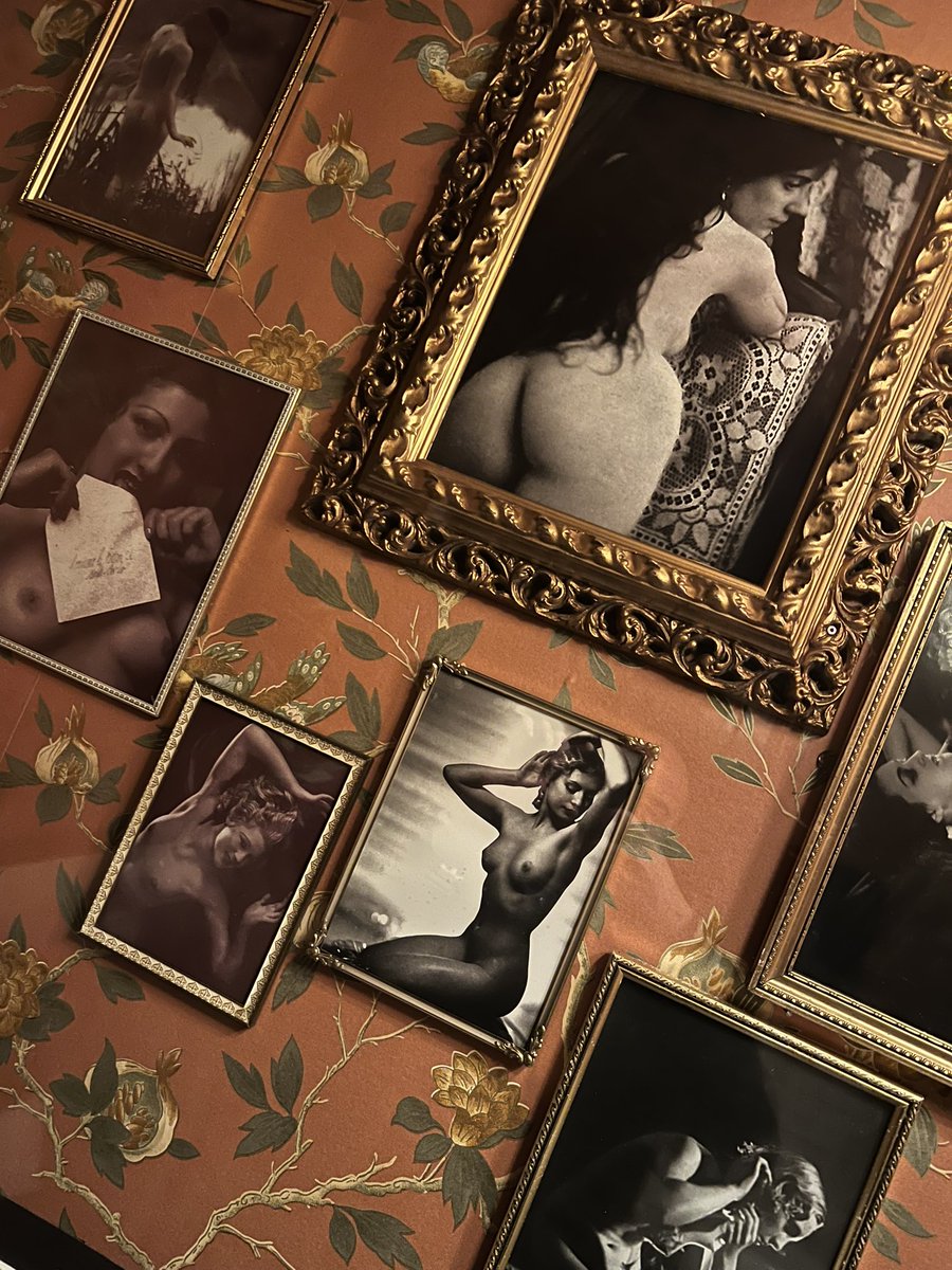 𝓞𝓵𝓮 tweet media