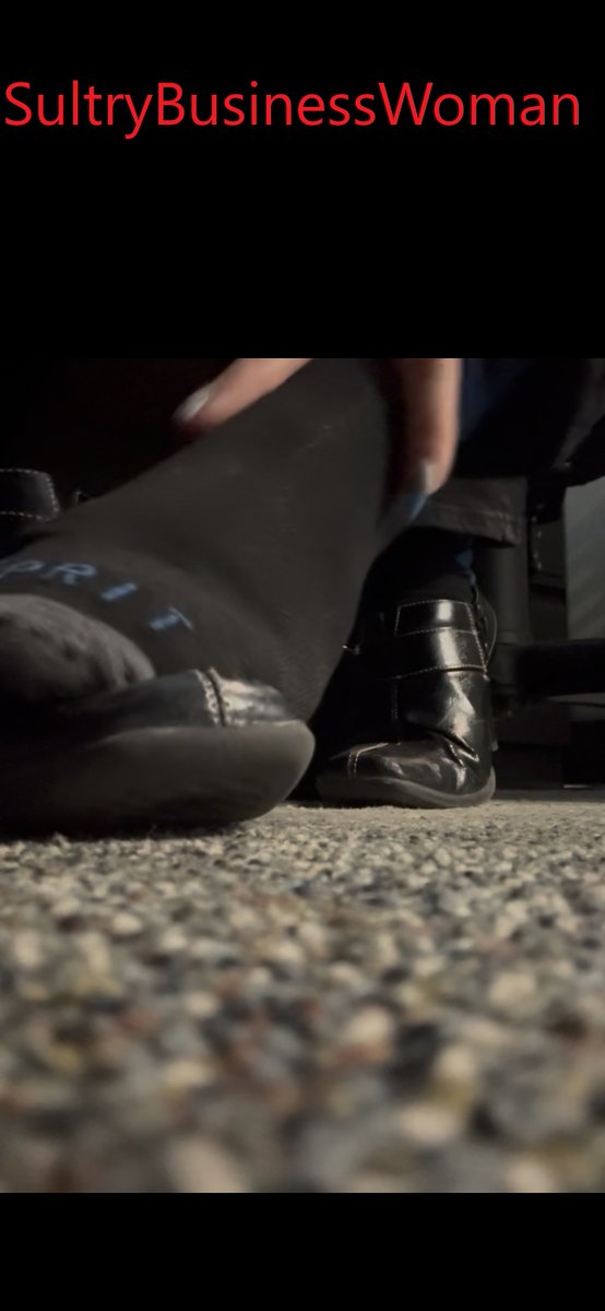 Sultrybuswoman's tweet photo. My Feet need some worshipping, it's been a long day and my socked feet are very sweaty! #shoelick #footfetish #shoefetish #worship #adoration #footadoration #footlicking #toefetish #humiliation #foothumiliation #footworship #footslave #shoeslave #Mistress https://t.co/TnPlq3LiBb