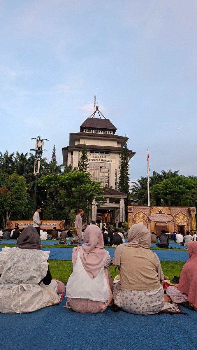 naje ꣑୧ tweet media