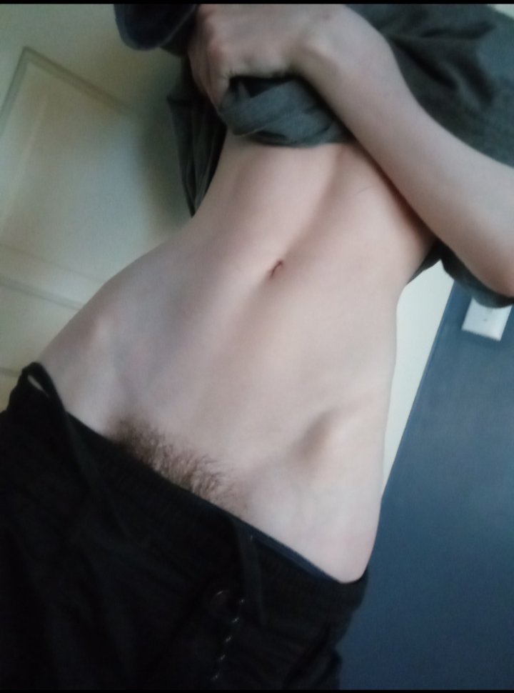 nonbinary leafyishere tweet media