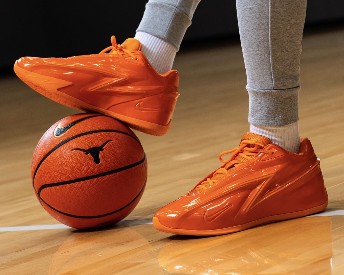 Nice Kicks tweet media