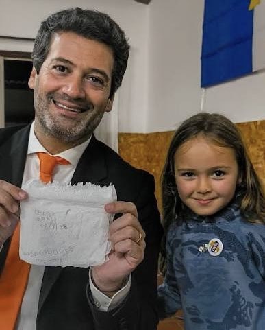 dessere88fenice's tweet photo. 🚨 🇵🇹 ENORME VITTORIA PER IL PORTOGALLO

Il Parlamento portoghese ha appena approvato la legge di Chega che vieta gli interventi chirurgici di riassegnazione del sesso e i bloccanti della pubertà per i MINORI.

Altri paesi occidentali dovrebbero PRENDERE NOTA.

🔗 globaldissident https://t.co/yIDZ5MWj7O