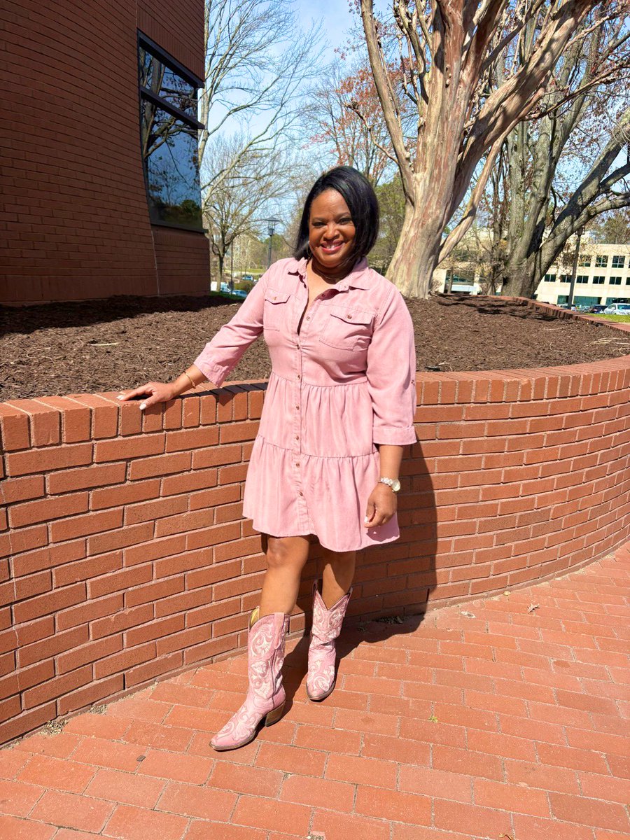 Reba Hollingsworth tweet media