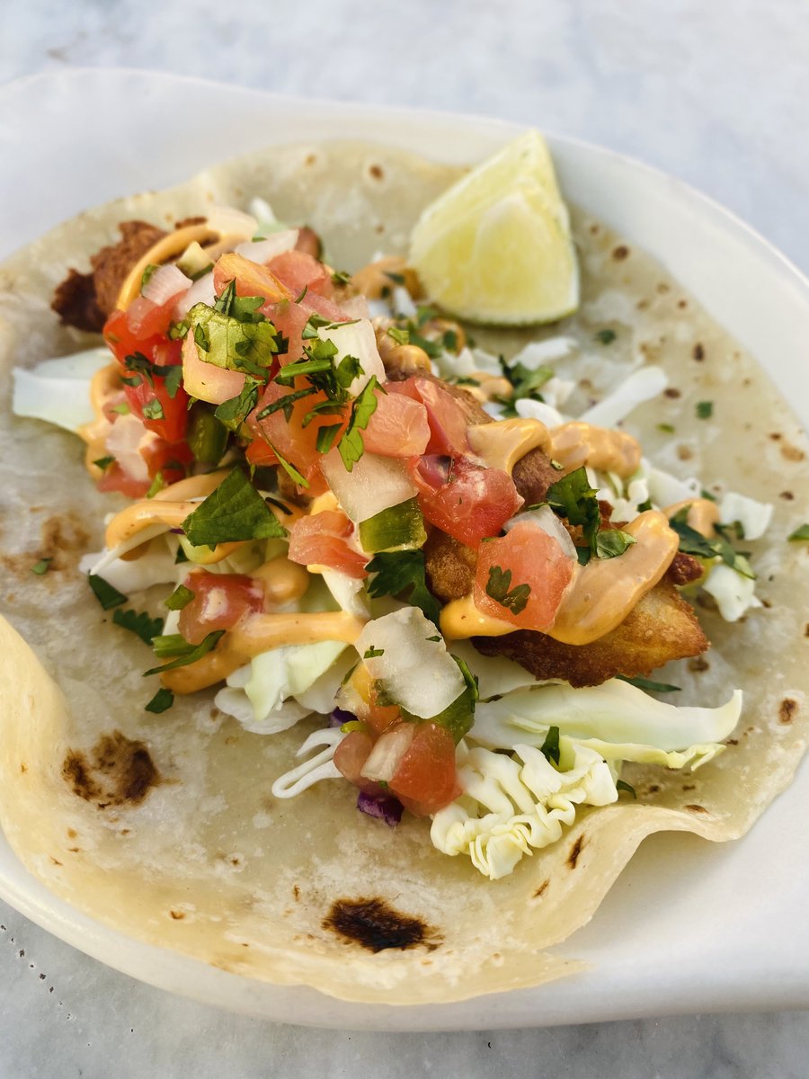 ReformaTucsonAZ's tweet image. It's margarita weather. 🍹

Reforma's got:

Crispy fish tacos | Fresh margaritas | Legion of Mario LIVE (7-10 PM)

Friday doesn't get better. 🍊
exploretock.com/reforma-modern…
#MargaritaWeather #Reforma #FishTacos #LiveMusic #TucsonNightlife