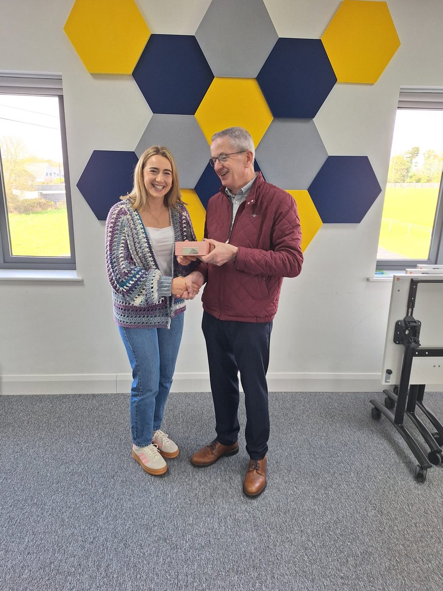 CLUB CLARE tweet media