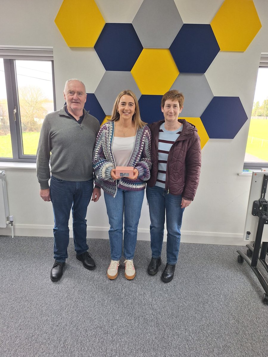 CLUB CLARE tweet media