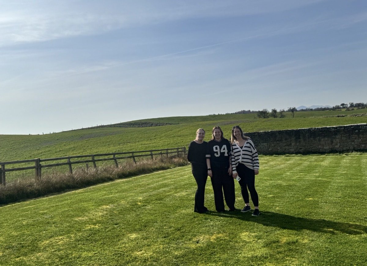 Phoenix Abbey tweet media