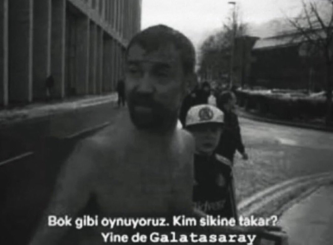 Yolundan dönenin ulan Gaassaray