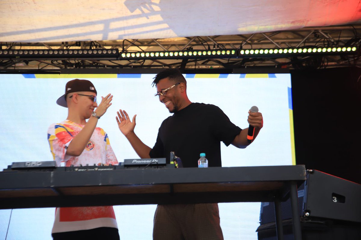 Alcaldía de Cali tweet media