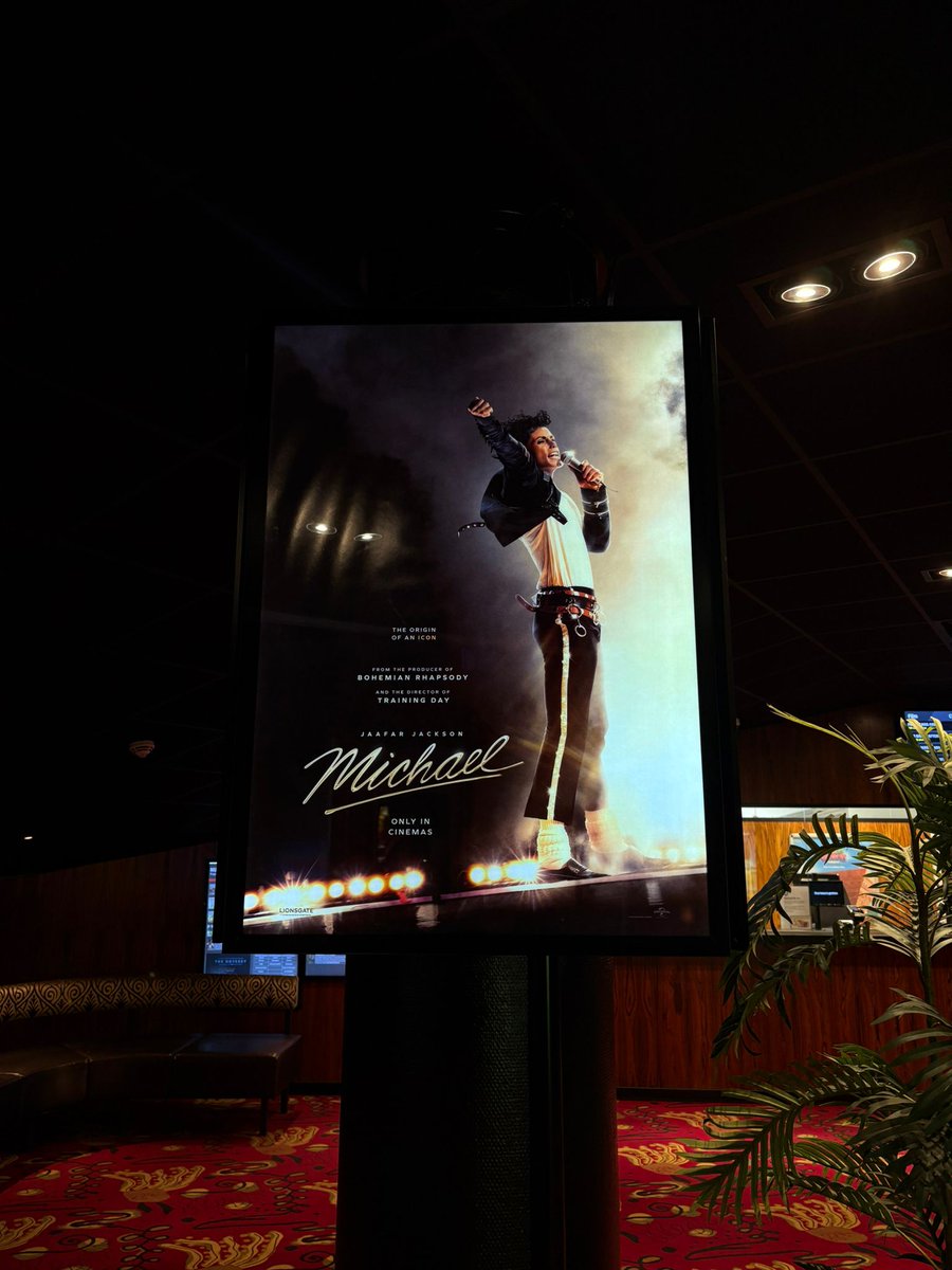 ⋅ ❁ ⋅ tweet media