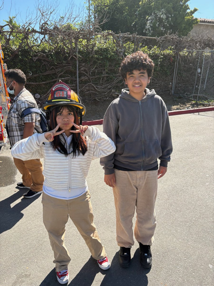 BurroughsMS tweet media