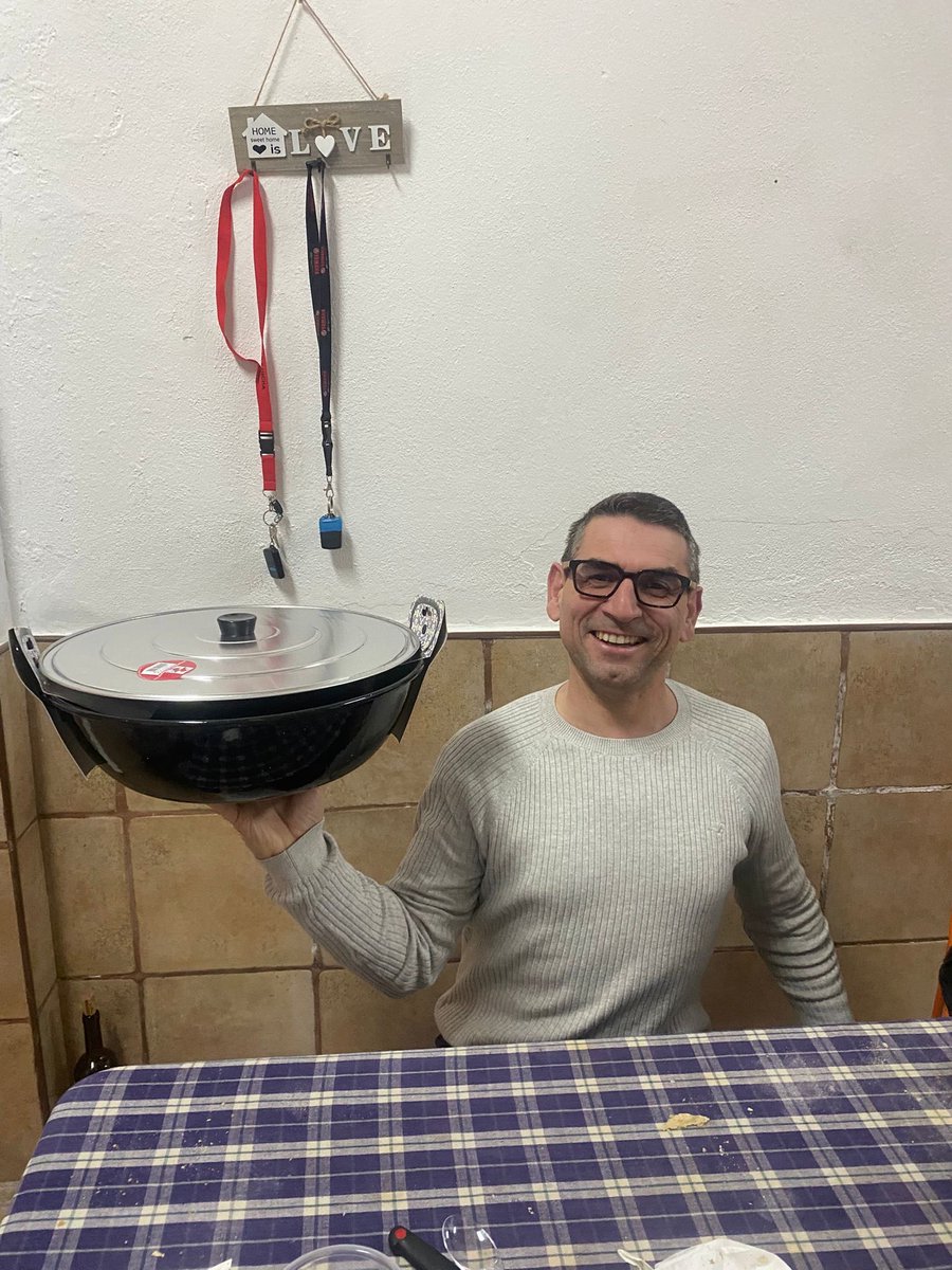 Toni Canastas tweet media