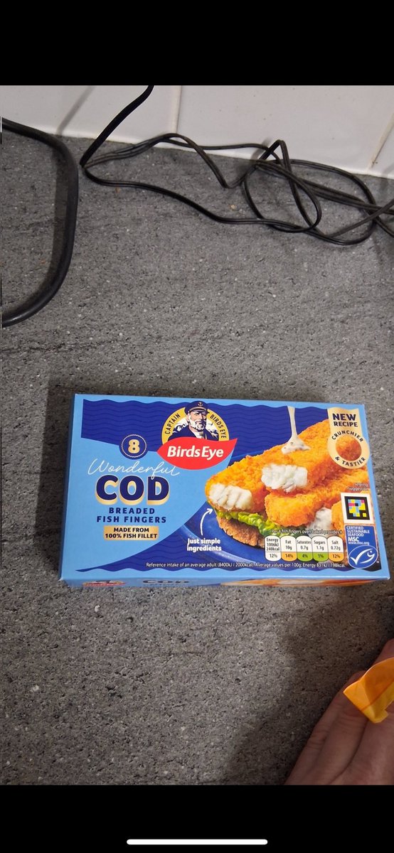 ClevenClawson's tweet photo. For my supper I am cooking fish fingers, chips and baked beans and later I’ll call up the babe station babes for a long chat so Steven d can’t join, https://t.co/SgTlQX3g2K