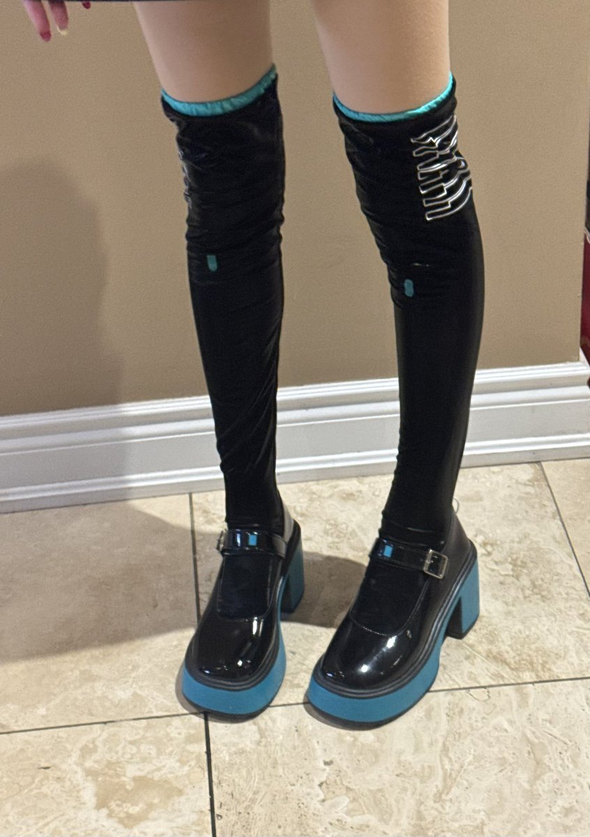 stewmfie tweet media