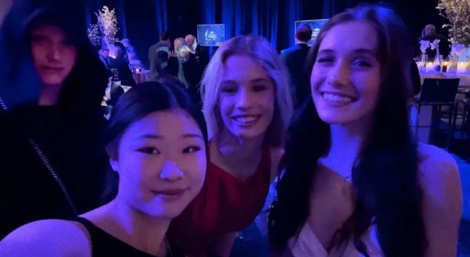 ᥫ᭡valeriaᥫ᭡ tweet media