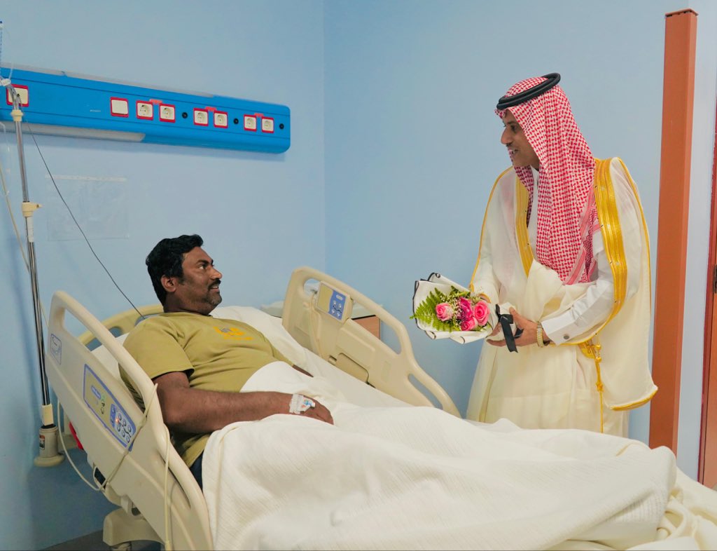 بلدية محافظة القرى tweet media