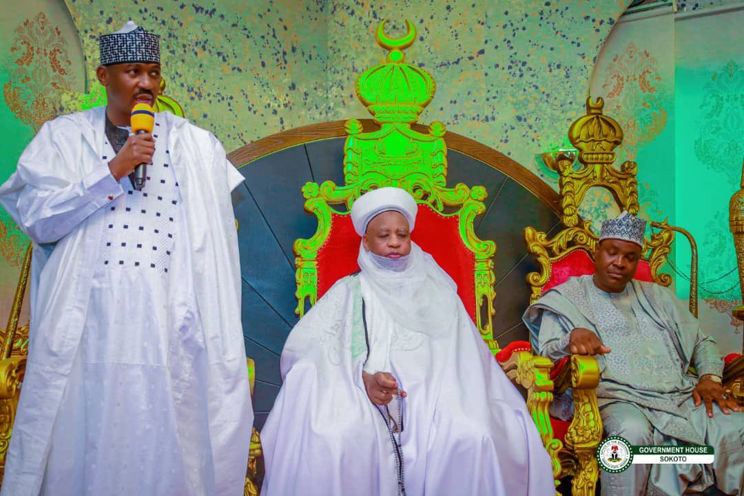 Ahmedaliyuskt's tweet photo. Earlier today, I paid the traditional Sallah homage to His Eminence, the Sultan of Sokoto, Sa’ad Abubakar III.

I extended our profound appreciation to our esteemed Islamic scholars whose unwavering commitment to Tafsir, Taraweeh, and Tahajjud throughout Ramadan has profoundly enriched the spiritual consciousness of our people.

As we mark this year’s Eid, I call for the sustenance of these noble virtues and continued prayers for enduring peace, unity, and the successful eradication of banditry across our state. Our administration remains resolute in its commitment to delivering meaningful dividends of democracy.

May Allah (SWT) accept our عبادات and guide us to uphold the values of justice, discipline, and compassion beyond the holy month. -AAS