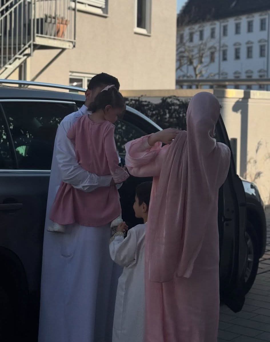 Mariam • tweet media