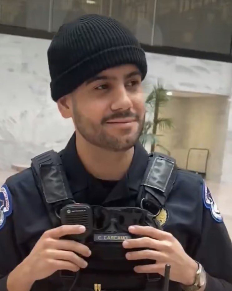 TYLΣR 🪓 tweet media