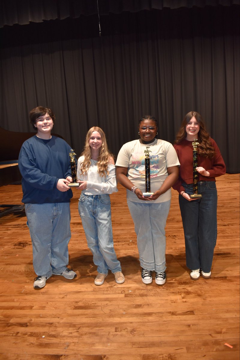 Deshler Middle School tweet media