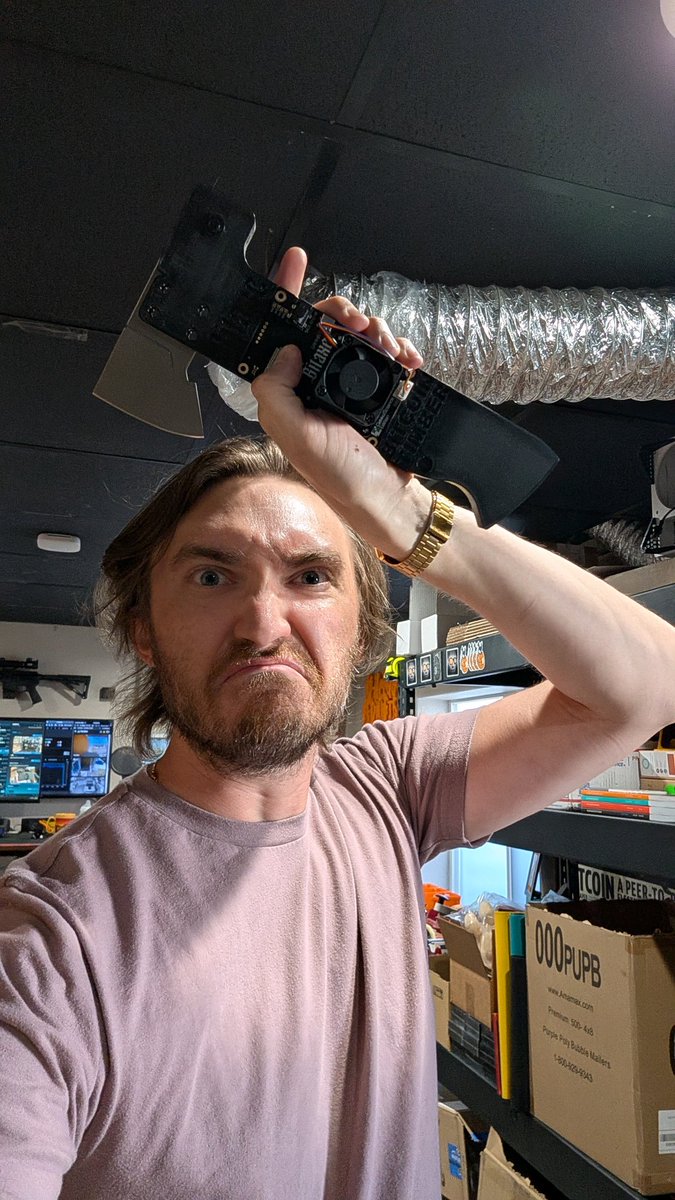 CryptoCloaks™ 🤘 tweet media