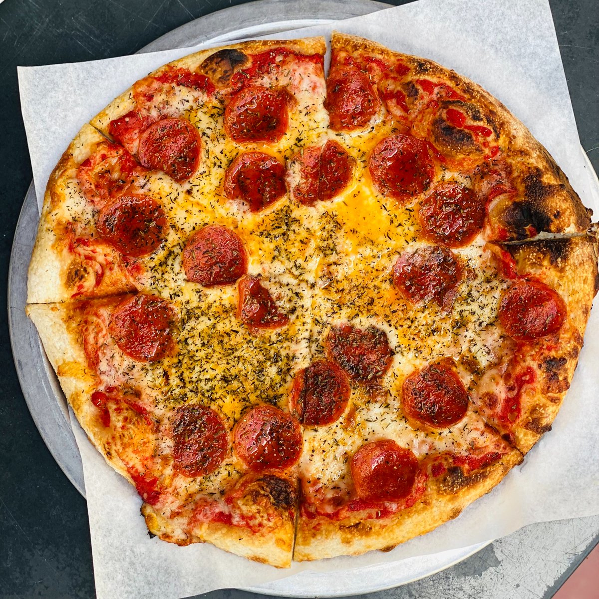 ProofPizzaPasta's tweet photo. Proof Happy Hour Friday 3-6 PM ๐น
Blood Orange Margarita: best margarita. Ever.
Wood-fired pizza on the best patio in Tucson.
You know where to be. ๐
#HappyHour #ProofPizza #BloodOrangeMarg #TucsonEats https://t.co/fyVsHimK72