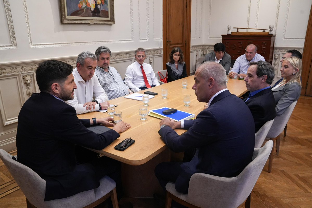 Maximiliano Pullaro tweet media