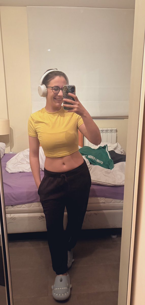 Littledessi 💫 tweet media