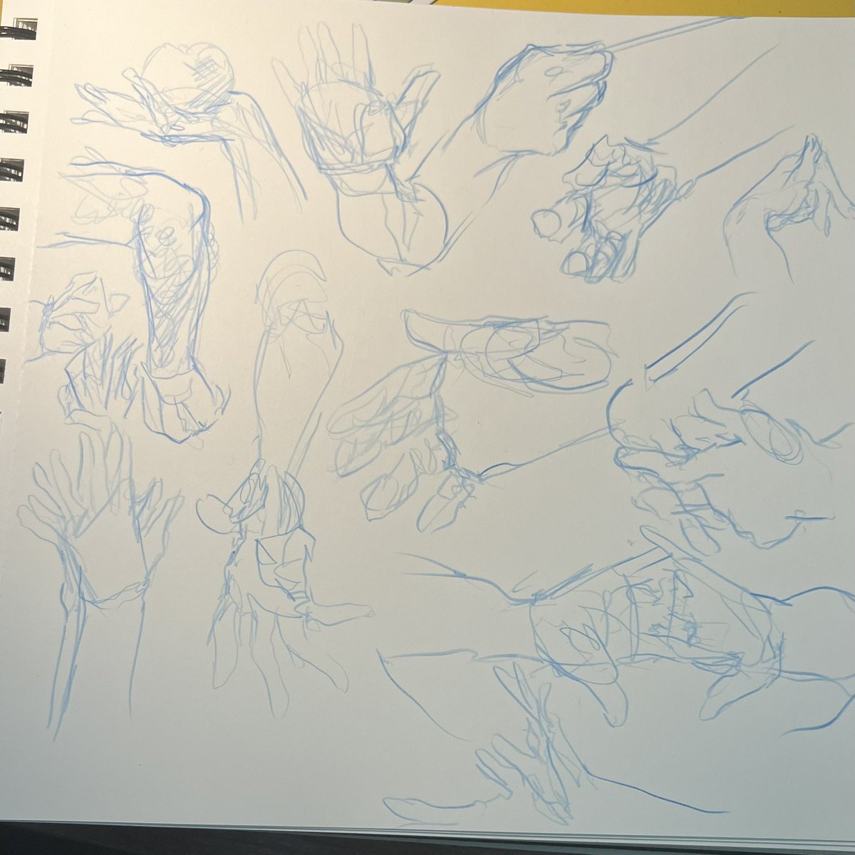 teebeeart's tweet photo. Hand scribbles. I like the hairy arm on the left the best

60 second studies done with the Line of Action web app https://t.co/MbCLlclcsO