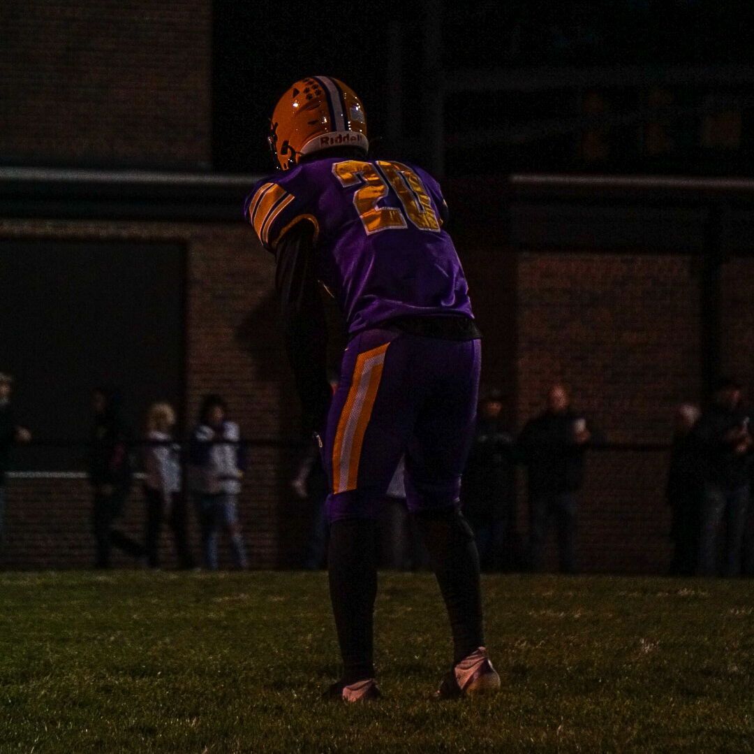 ExpoRecruits's tweet photo. 🚨 2026 CB Jeremiah Johnson is available! (@jeremiahj2008)

🏫 Bay City Central (MI)
👤 6’0 | 175

EXPO Profile: https://t.co/pJaypCndKK https://t.co/PW57lo6IFW